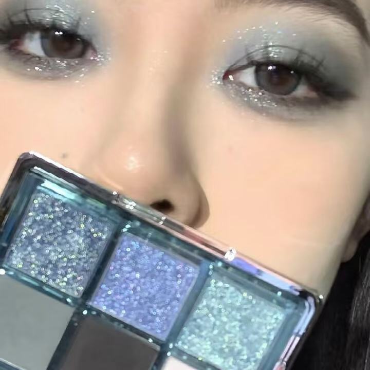 Low Saturation Ice Permeable Blue Smoked Eye Shadow Plate Matte Shimmer Diamond In The Debris Multifunctional